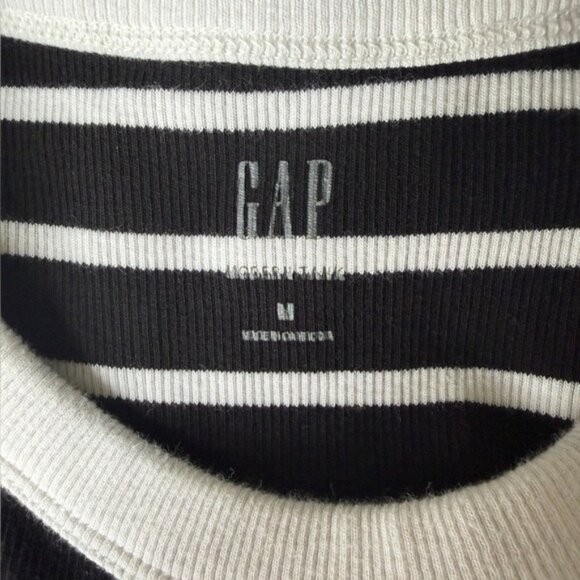 GAP Black and White Striped Tank Top - Picture 3 of 4